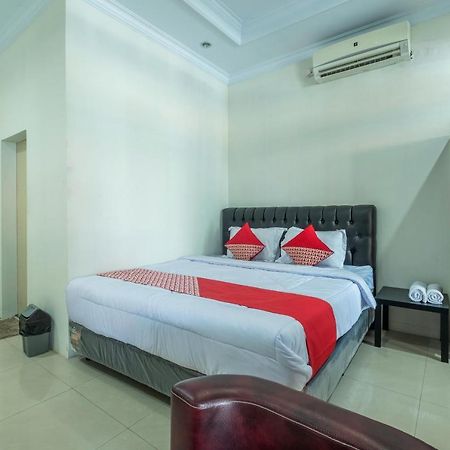 Hotel Oyo 2259 Zleepy Ks Tubun Cirebon Exterior foto