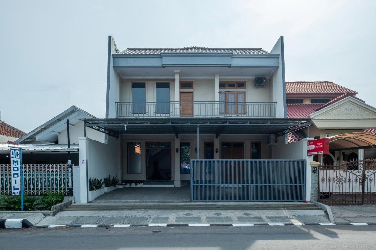 Hotel Oyo 2259 Zleepy Ks Tubun Cirebon Exterior foto