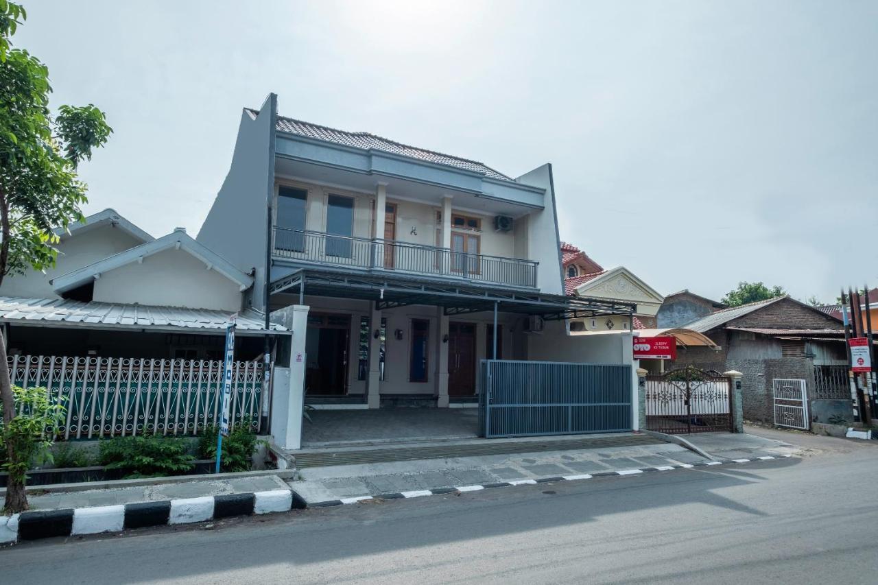Hotel Oyo 2259 Zleepy Ks Tubun Cirebon Exterior foto